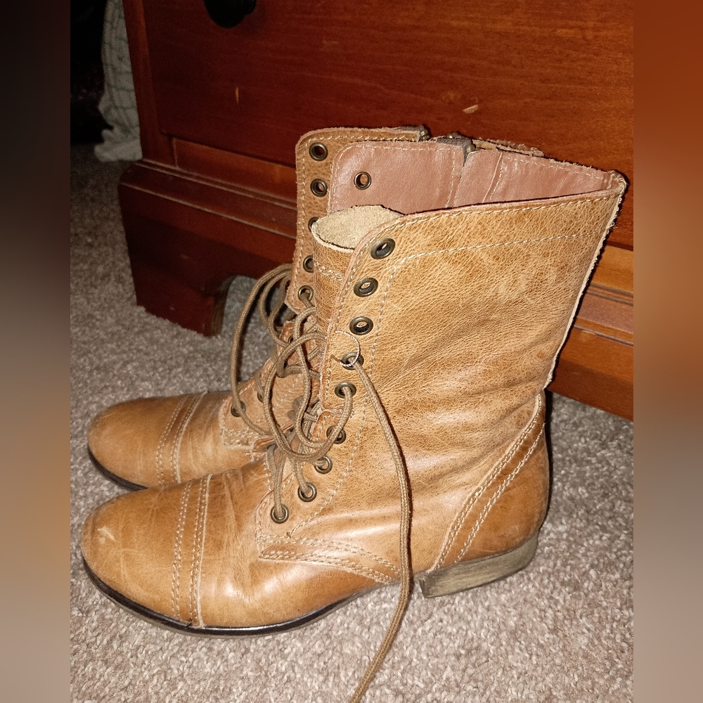 Steve Madden boots